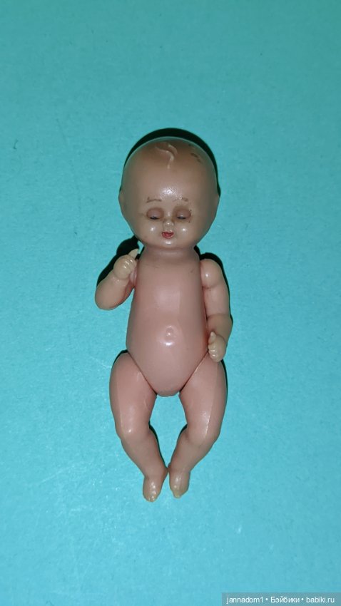 Итальянский пупсик со спящими глазками, высота 7.5 см (фото 2)