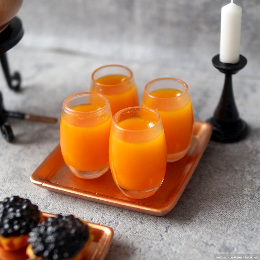 Набор для Хэллоуина №5 в масштабе 1:6 (фото 8)