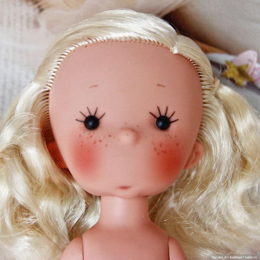 Llorens, Miss Minis, платиновая блондинка в платье, 26 см