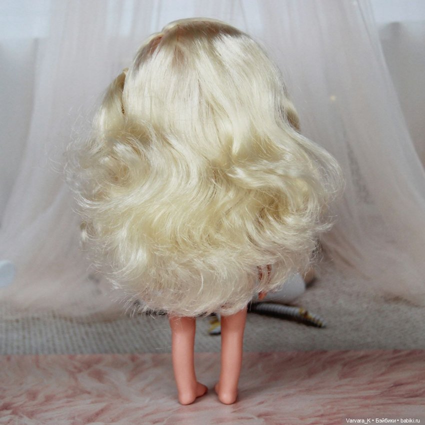 Llorens, Miss Minis, платиновая блондинка в платье, 26 см (фото 6)