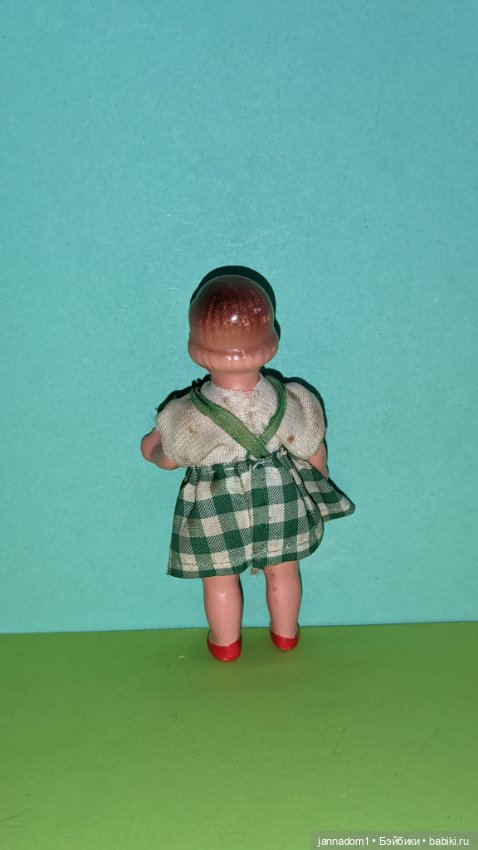 Керамическая куколка Tebu с рельефными волосами, высота 8,5 см (фото 2)
