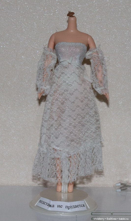 Винтажное платье на барби #1