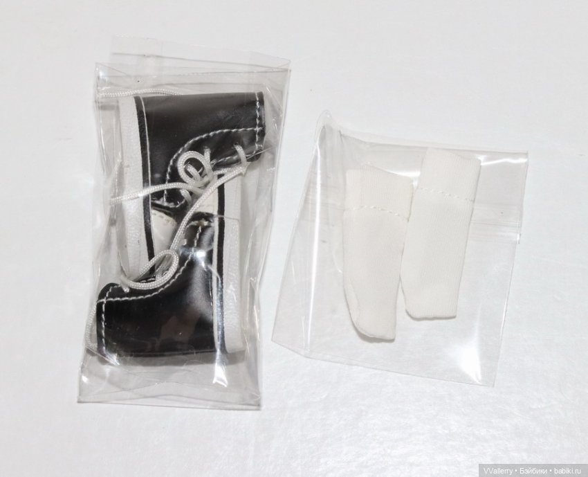 Обувь и носки от Sooki — Обувь для кукол