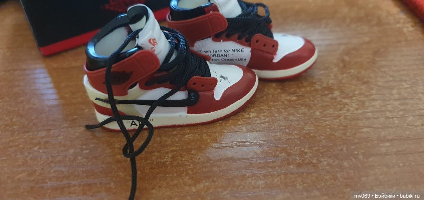 Кроссовки для кукол — Обувь для кукол