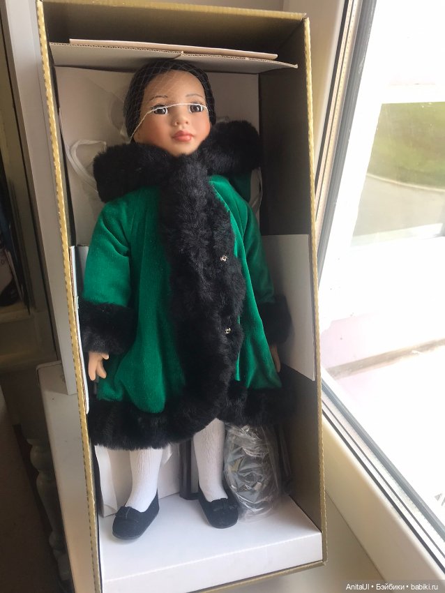 Фарфоровая кукла Rose от Magic Attic Club Роберта Тоннера (фото 3)