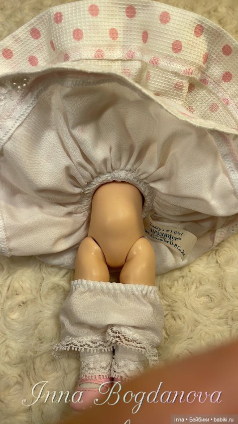 Коллекционная кукла Папина любимица (20 см) (фото 4)