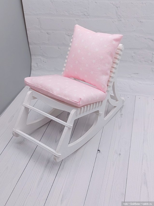 Белое кресло-качалка для кукол формата 1/6 от Fairylight (фото 2)