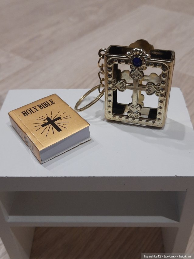 Библия — Миниатюра для кукол (фото 2)