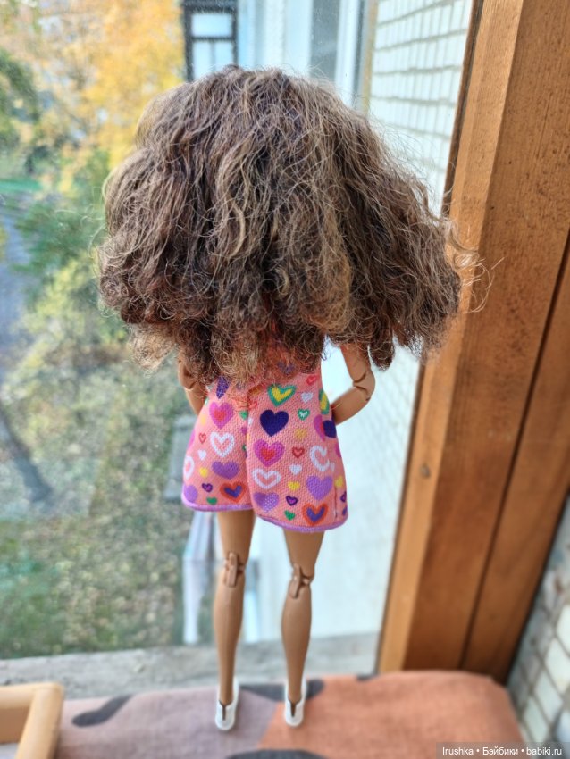 Barbie Fashionistas #201 на шарнирном теле (фото 7)