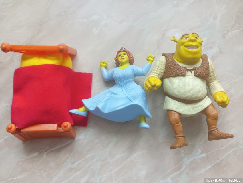 Шрек,Фиона и кровать,лотом