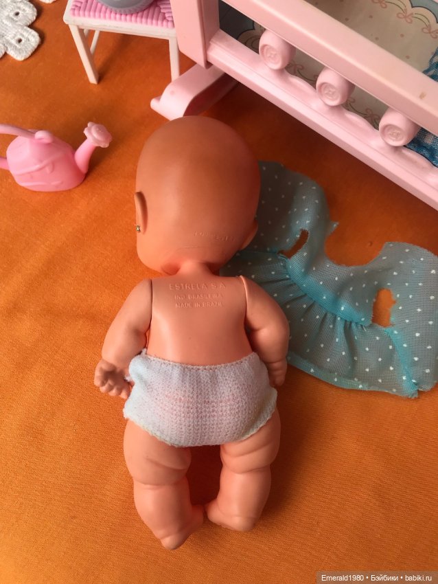 Кукла Estrela с кроваткой (фото 6)