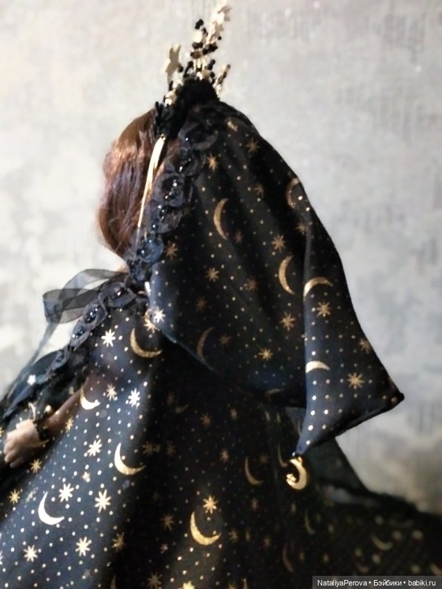 Одежда для кукол Paola Reina / Паола Рейна. Авторский комплект " Царица ночи" (фото 6)