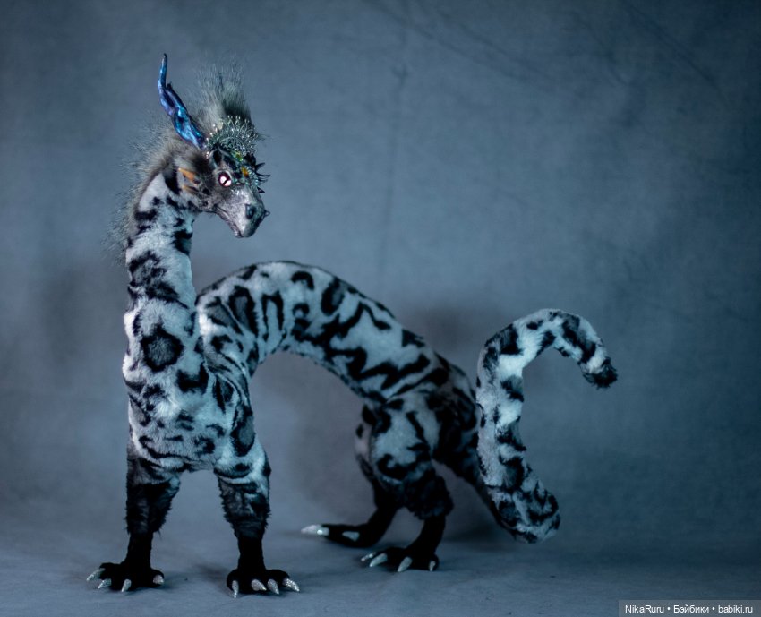 Дракон серый игрушка в смешанной технике (фото 4)