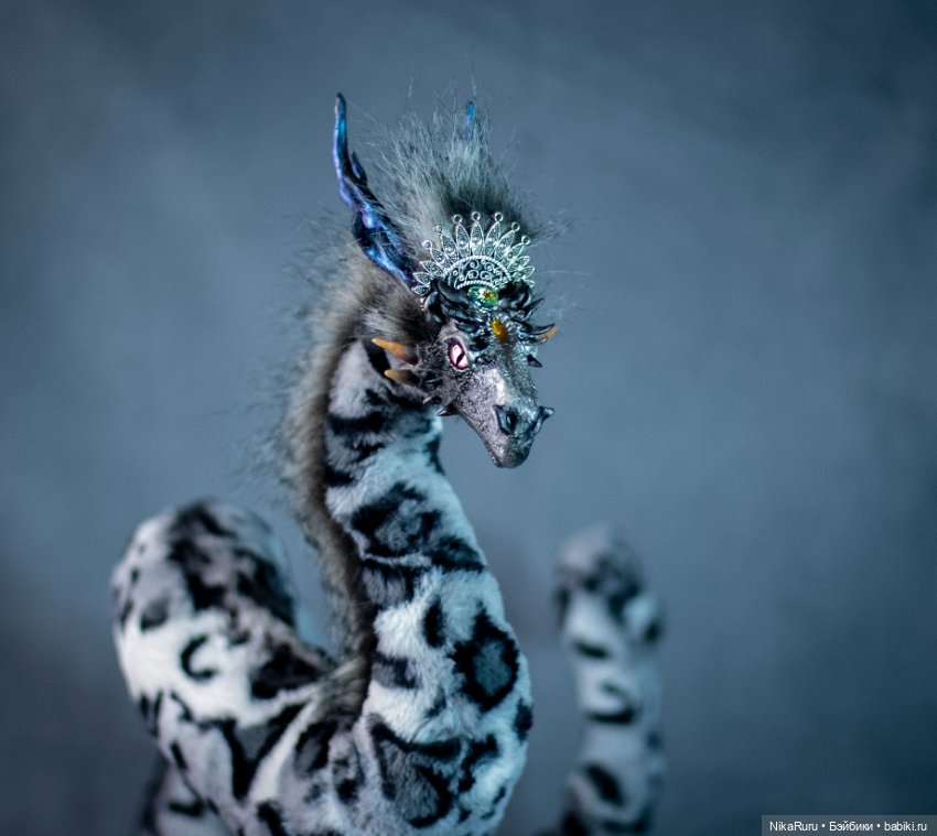 Дракон серый игрушка в смешанной технике (фото 5)