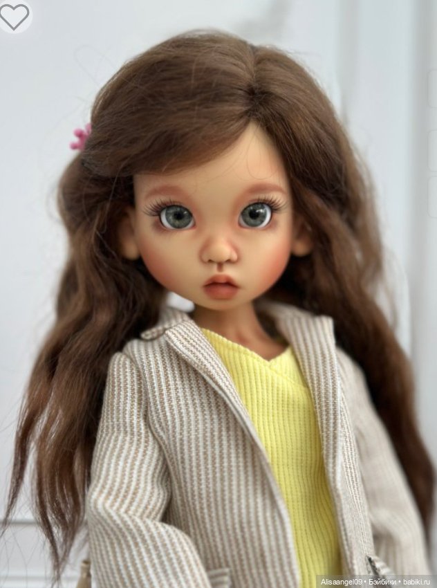 Аутфит с обувью на мсд от Кайе Виггс