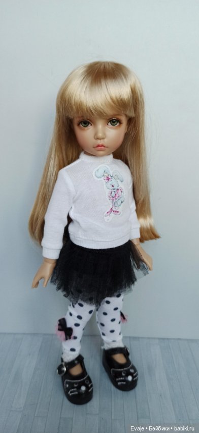 Парики 6-7" - Прямой с челкой, снизу подкручен, 3 цвета (2 часть-новые цвета) (фото 5)