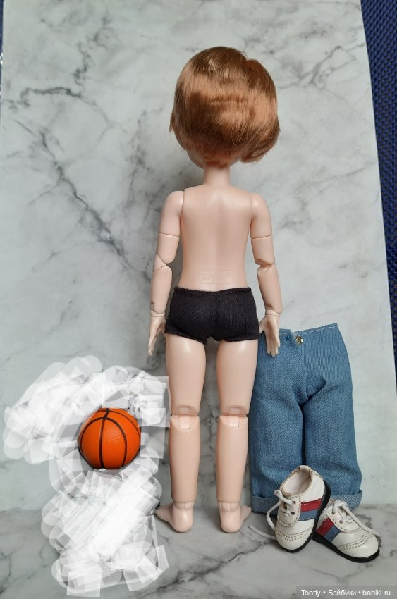 Мальчик с моргающими глазами (фото 5)