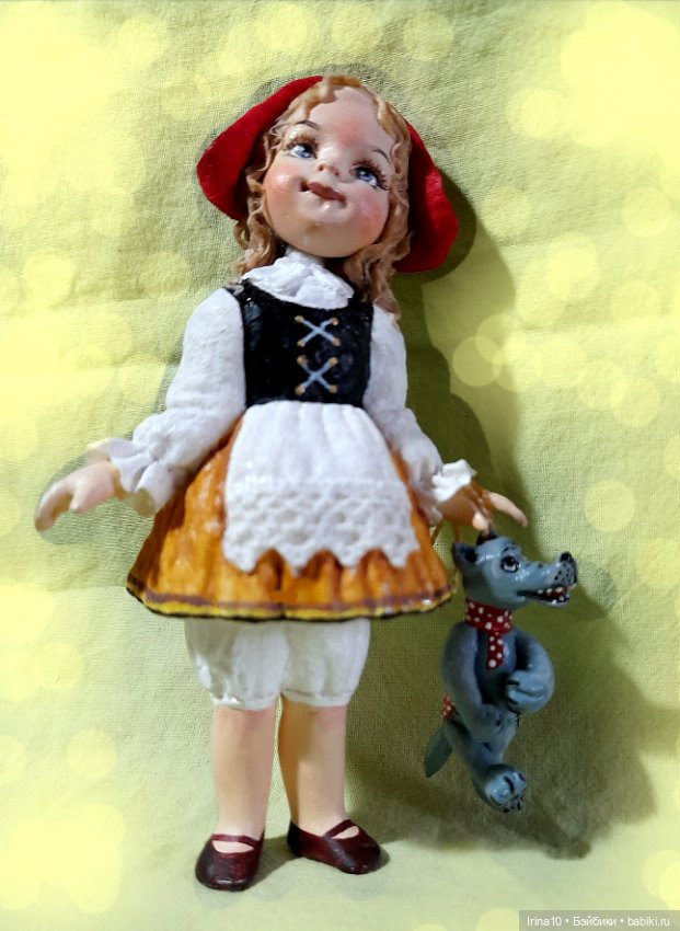 Красная Шапочка с любимой игрушкой (фото 5)