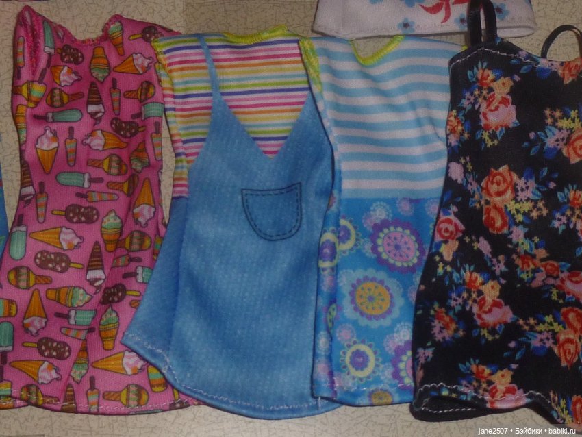 Лот одежды для Барби и других кукол 12 дюймов (платья, туфли) - все вещи новые (фото 6)