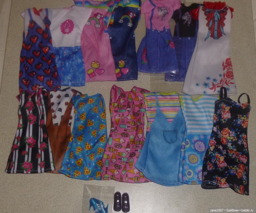 Лот одежды для Барби и других кукол 12 дюймов (платья, туфли) - все вещи новые