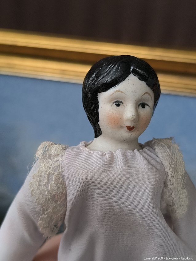 Фарфоровая бюстовая кукла (фото 4)