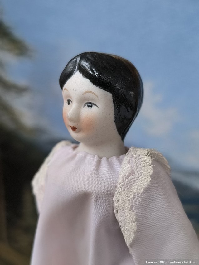 Фарфоровая бюстовая кукла (фото 3)