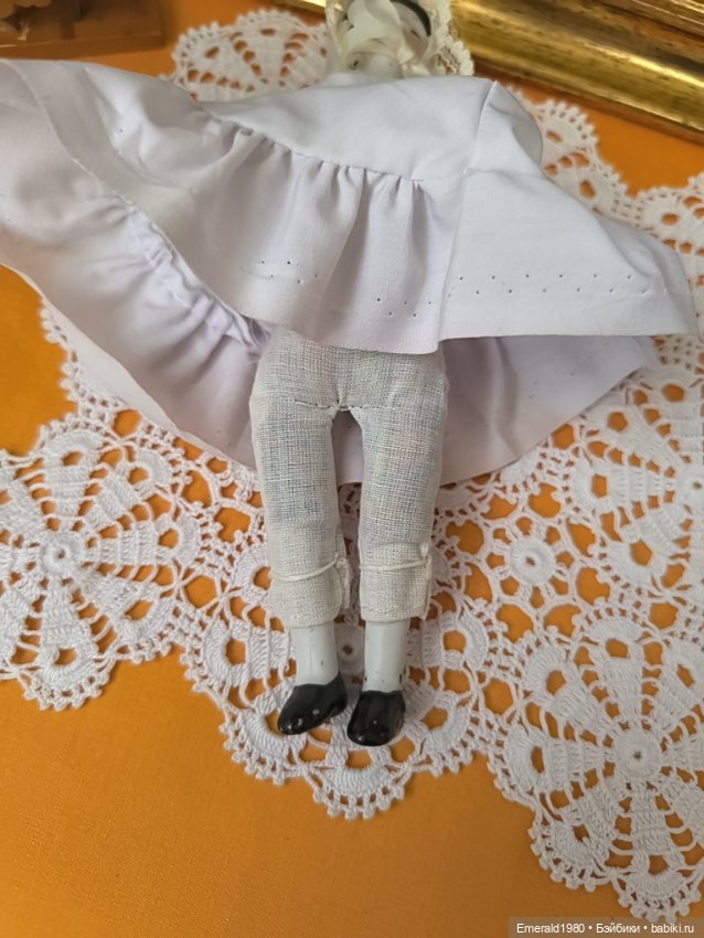 Фарфоровая бюстовая кукла (фото 7)