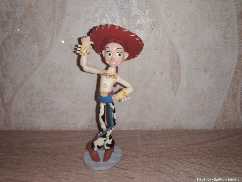 История игрушек: Шериф Вуди, ковбойша Джесси, астронавт Базз Лайтер (фото 3)