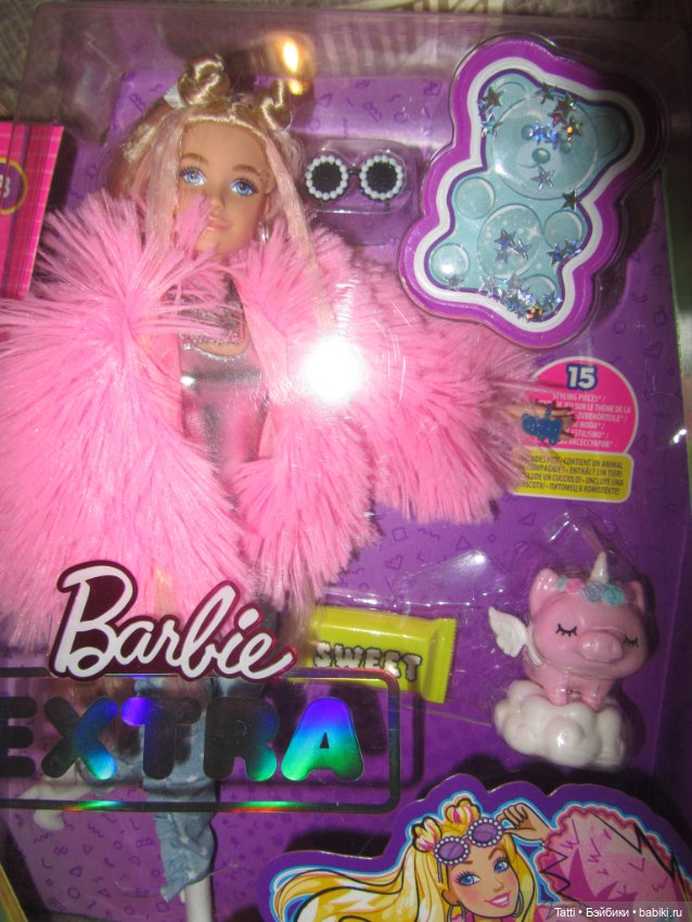 Кукла Барби Эстра в розовой шубке (фото 2)