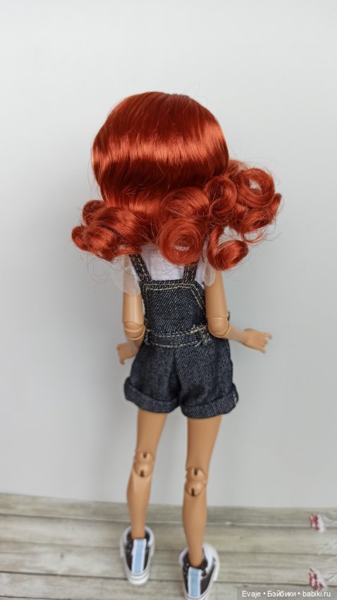 Парики 3-4" - Локоны с боковым пробором и челкой, 3 цвета (фото 2)