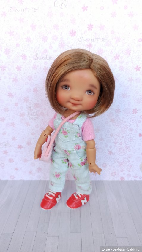 Парики 5-6" - Каре с пробором без челки, 3 цвета (фото 6)