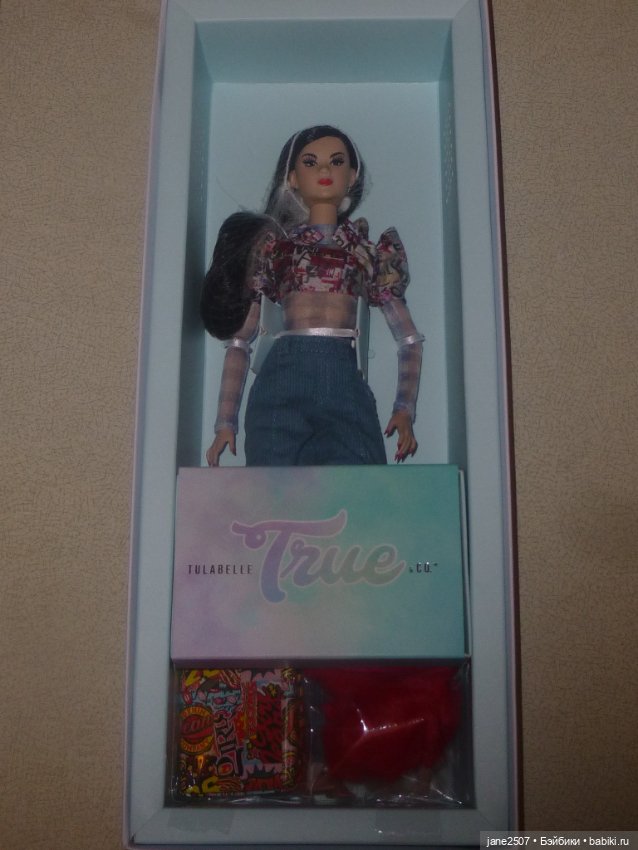 Integrity Toys TRUE Collection (Industry / Fashion royalty) - Shut it Down Liu Liu Ling NRFB