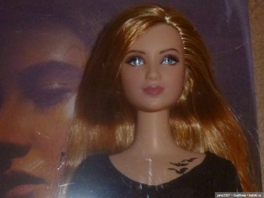 Коллекционная шарнирная Барби Barbie Tris Divergent MIB (фото 4)