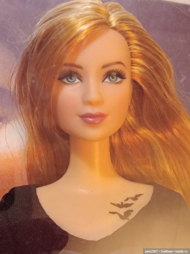 Коллекционная шарнирная Барби Barbie Tris Divergent MIB (фото 6)