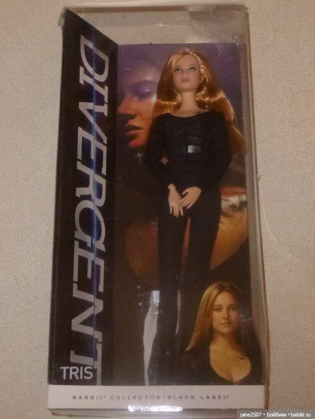Коллекционная шарнирная Барби Barbie Tris Divergent MIB
