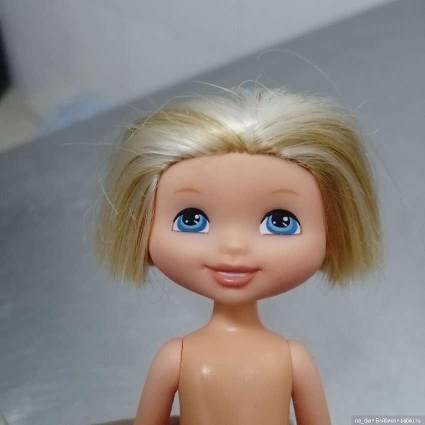 Мальчик лимоноголовка lemonhead