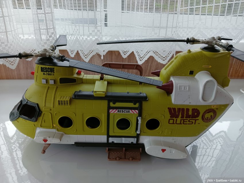 Вертолет для экшн фигурок (фото 3)