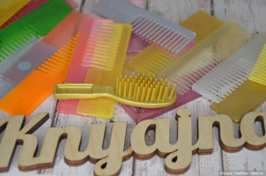 Новые расчески от Rainbow High (Shadow High), Барби (фото 3)