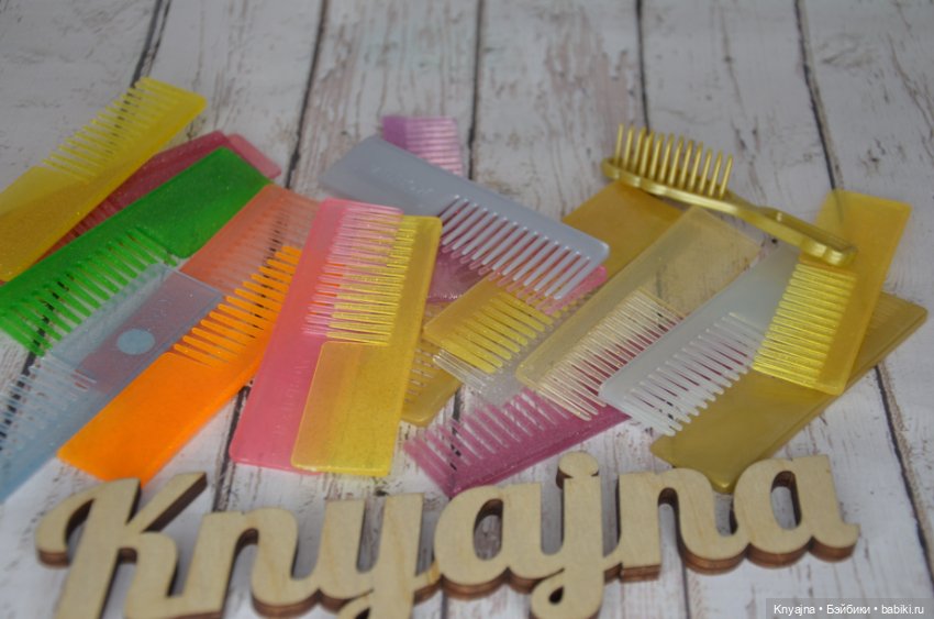 Новые расчески от Rainbow High (Shadow High), Барби