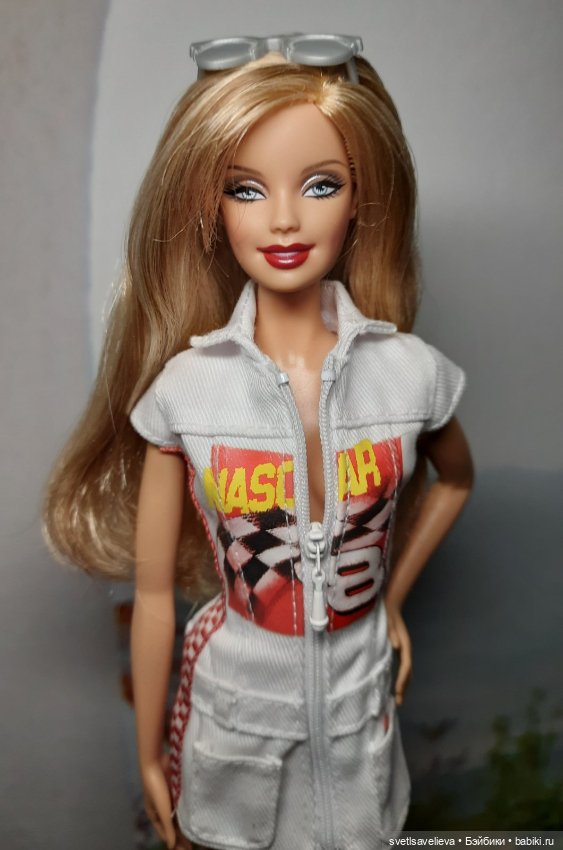 Nascar Barbie — Игровые куклы (фото 3)