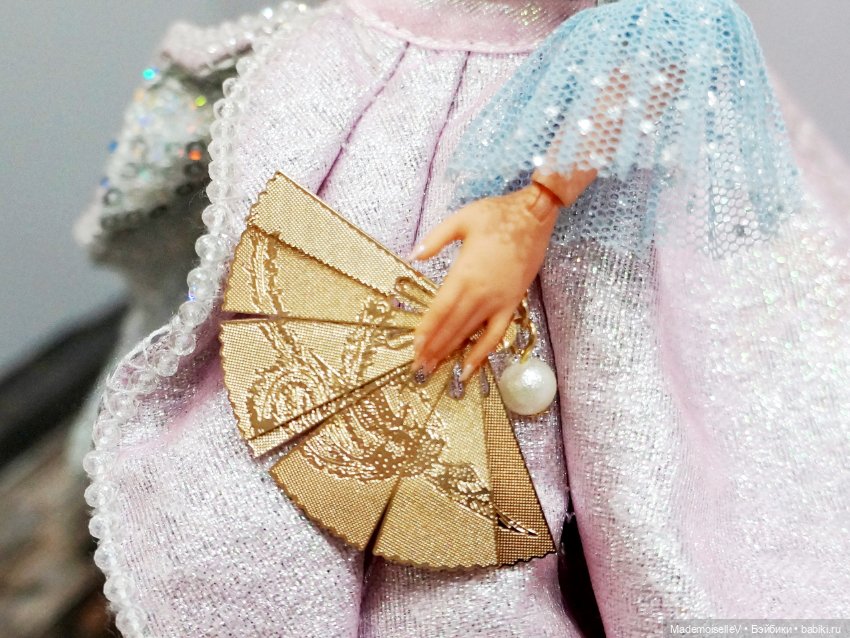 Веер складной — Украшения и очки для кукол