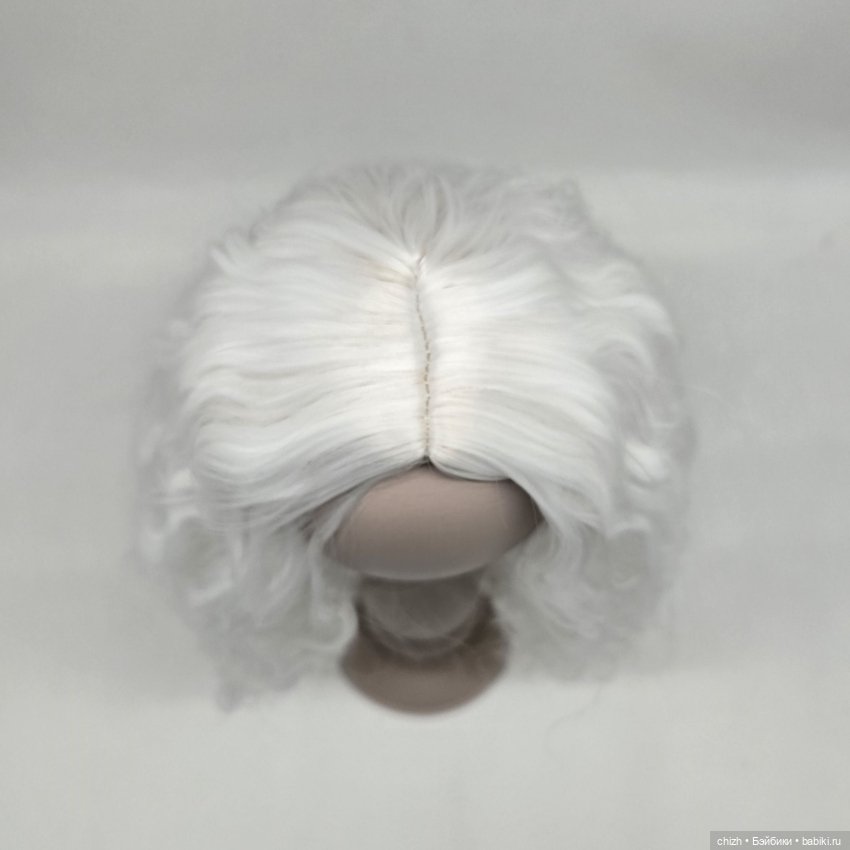 Парик для кукол, волосы волнистые, цв.белый (803), обхват головы 27см П-50 (фото 2)