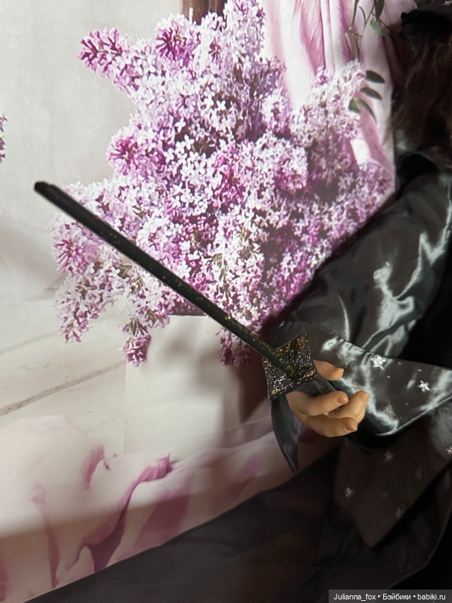 Волшебный Теодор от Annette Himstedt в магическом аутфите