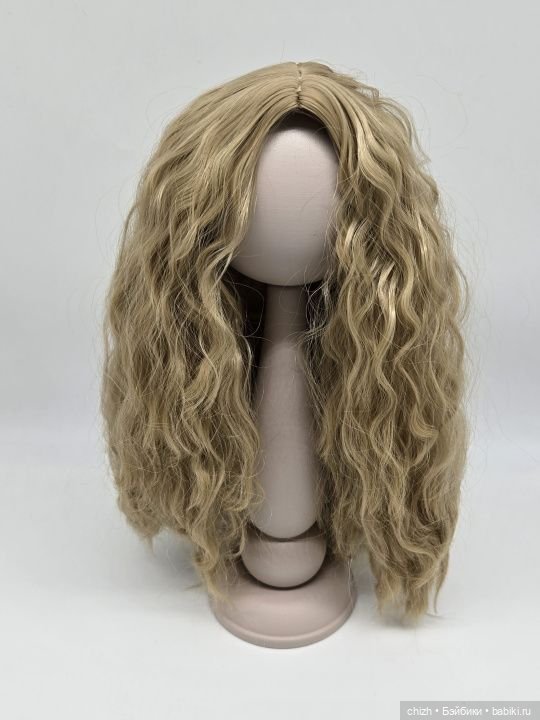 Парик для кукол, волосы волнистые, цв.светло русый (24), обхват головы 36 см П-90 (фото 5)