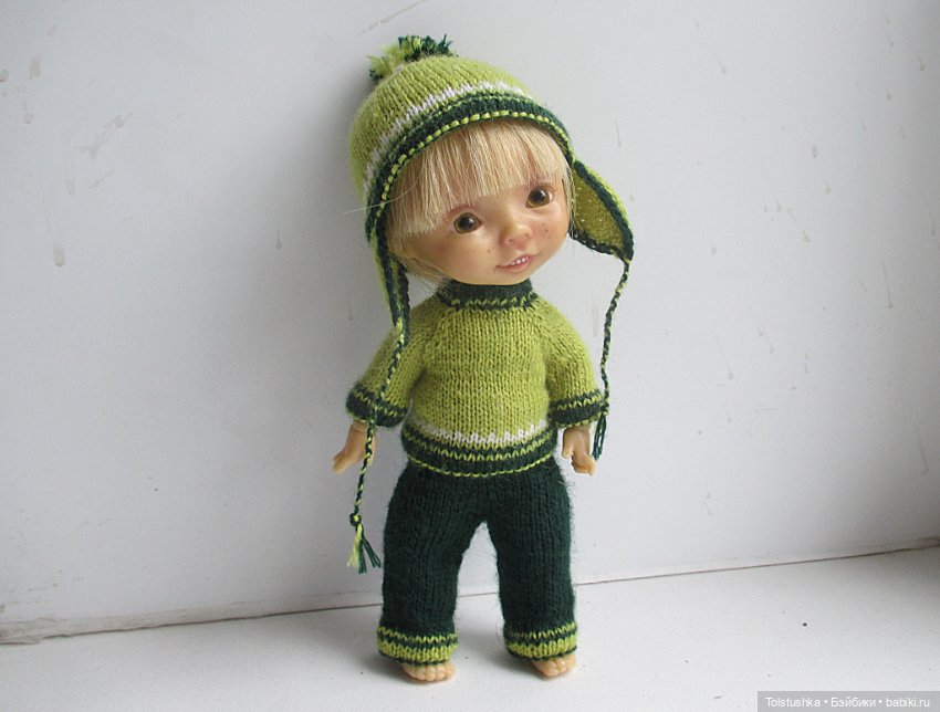 Зеленый костюм — Одежда для кукол
