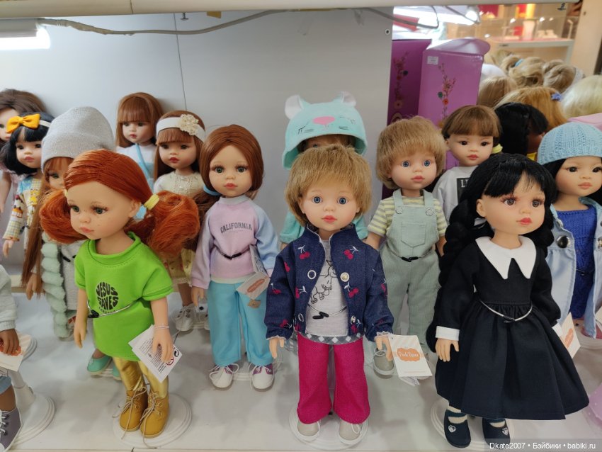 Продается одежда и обувь для Paola Reina Berjuan Vidal Rojas (фото 3)