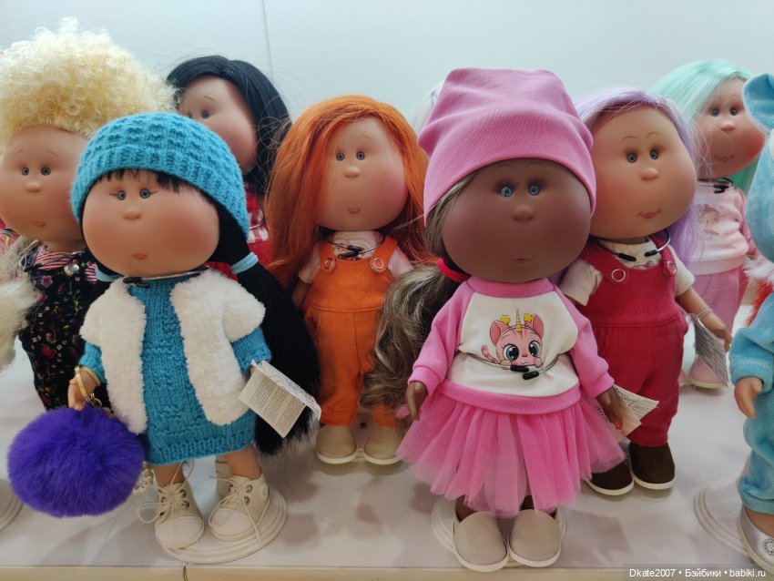 Продается одежда и обувь для Paola Reina Berjuan Vidal Rojas