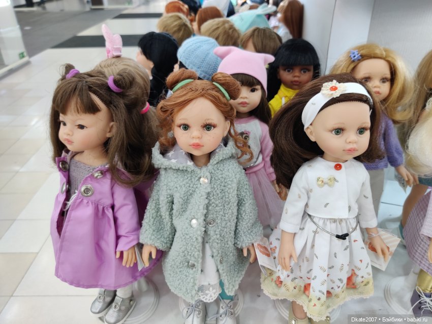 Продается одежда и обувь для Paola Reina Berjuan Vidal Rojas (фото 4)