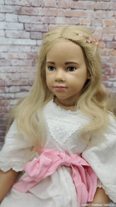 Sigikid виниловая коллекционная кукла (фото 5)