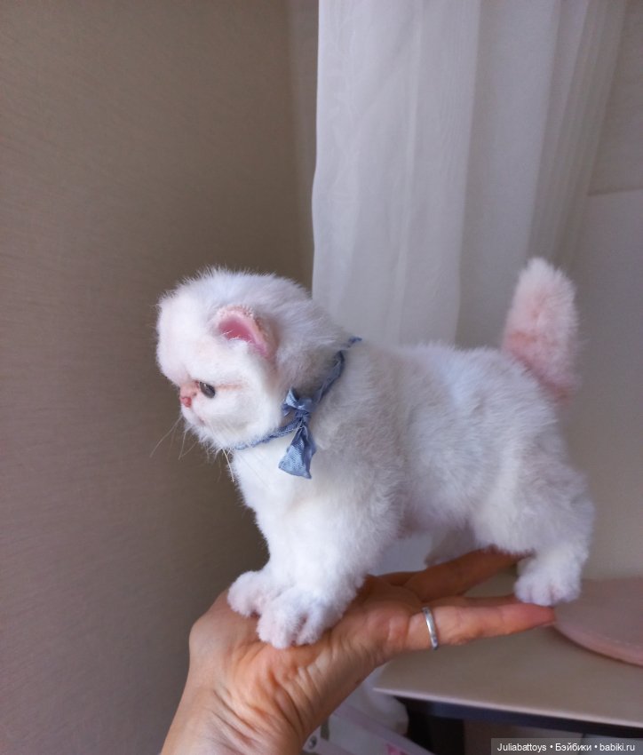 Плюшевая игрушка котенок Белый котенок Cassandra (фото 7)